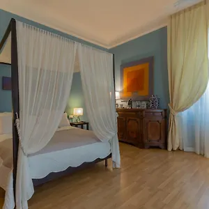 3* Bed & Breakfast Opera Boutique